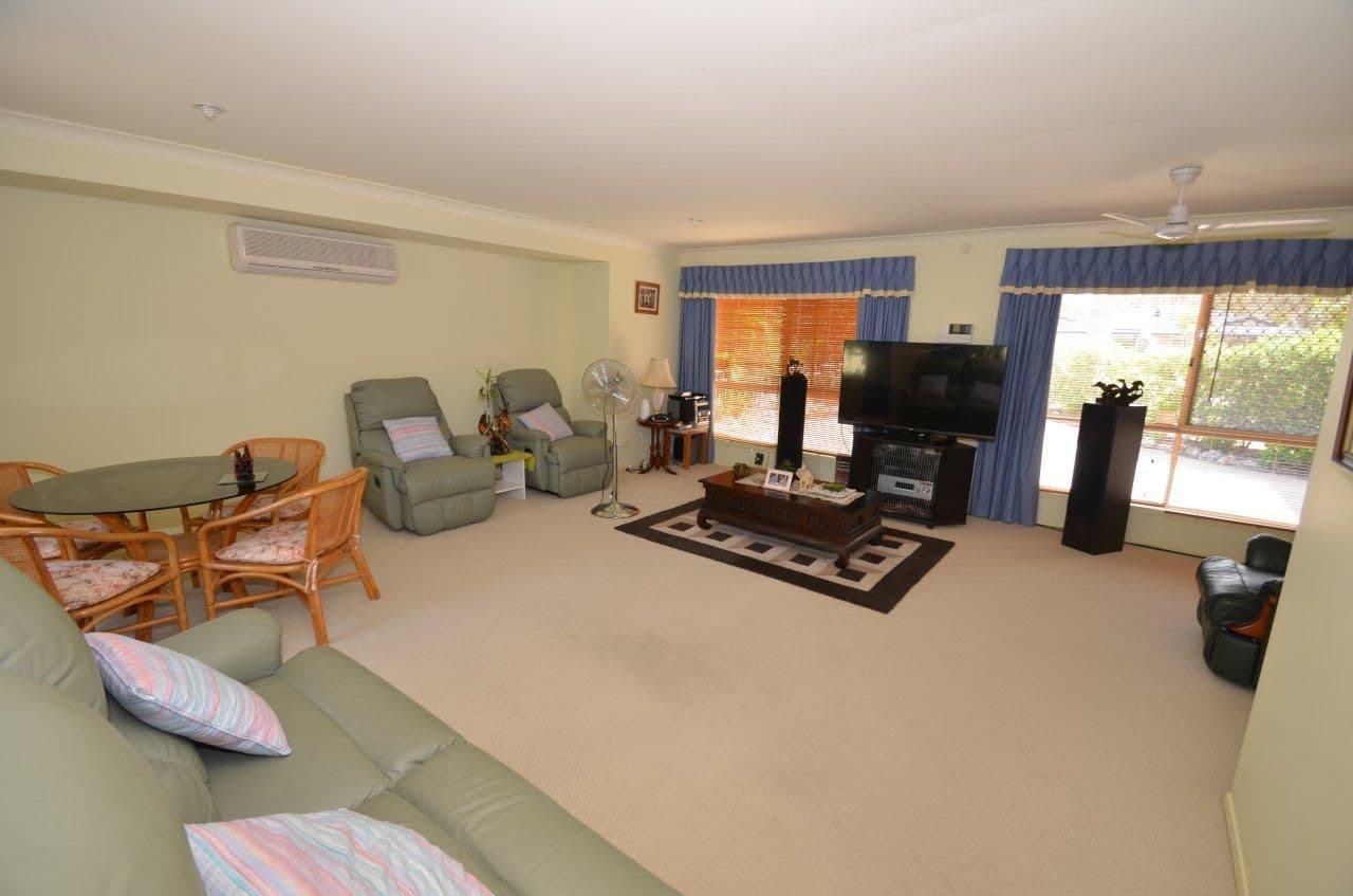 61 Greenacre Drive, PARKWOOD QLD 4214, Parkwood - Thumbnail 5