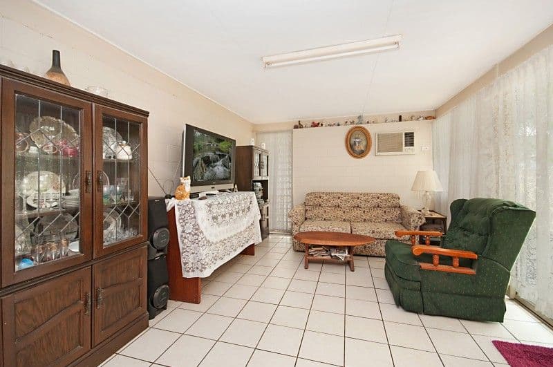 131 Palmerston Street, CURRAJONG QLD 4812, Currajong - Thumbnail 3