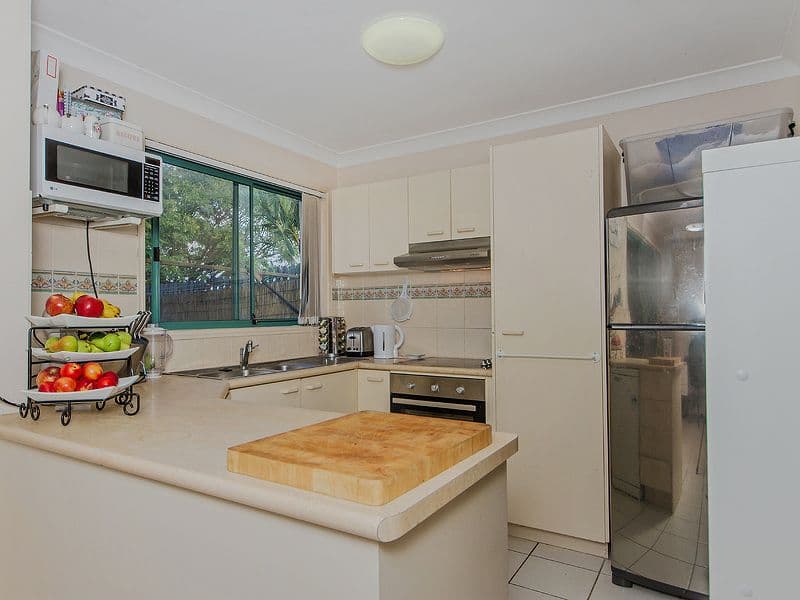 21 Regensberg Close, VARSITY LAKES QLD 4227, Varsity Lakes - Thumbnail 2