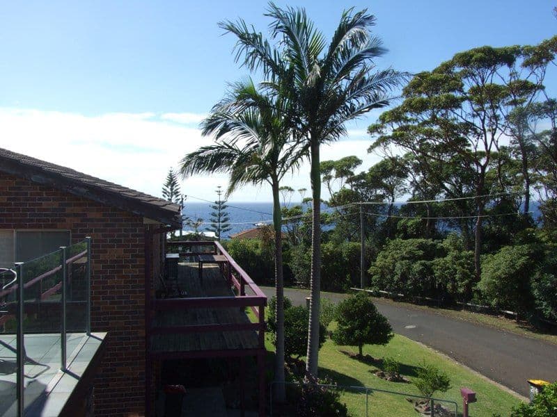 216 Mitchell Parade, MOLLYMOOK NSW 2539, Mollymook Beach - Thumbnail 2
