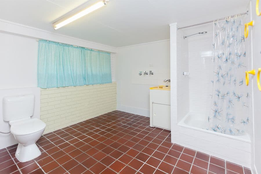 21 Nealdon Street, HOLLAND PARK QLD 4121, Holland Park - Thumbnail 8