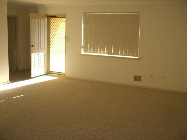 13/23 Edwards Street, LEDA WA 6170, Leda - Thumbnail 2
