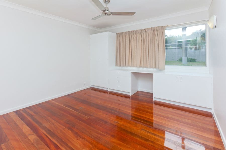 21 Nealdon Street, HOLLAND PARK QLD 4121, Holland Park - Thumbnail 5