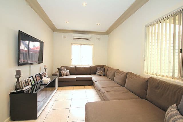 48 Winifred Street, CONDELL PARK NSW 2200, Condell Park - Thumbnail 4
