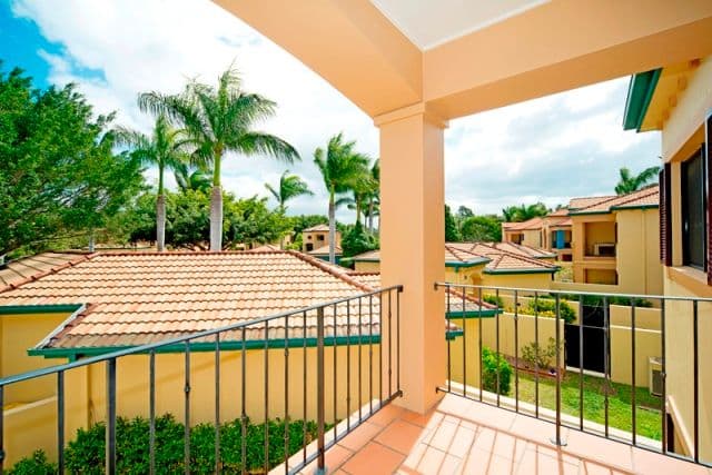 3257 The Palladian Drive, HOPE ISLAND QLD 4212, Hope Island - Thumbnail 2