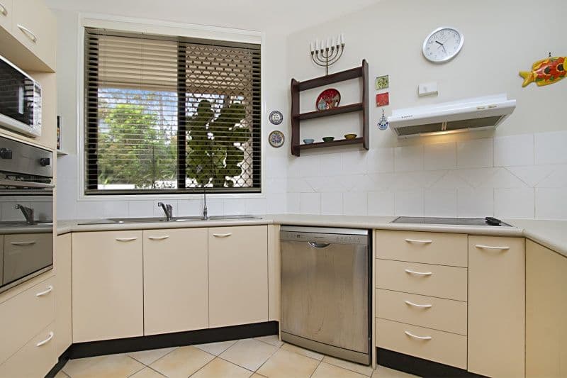 392 Chatswood Road, SHAILER PARK QLD 4128, Shailer Park - Thumbnail 3