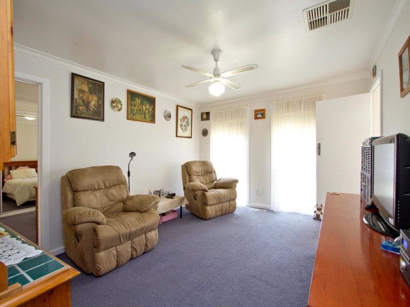 15 Whitewood Street, FRANKSTON NORTH VIC 3200, Frankston North - Thumbnail 3