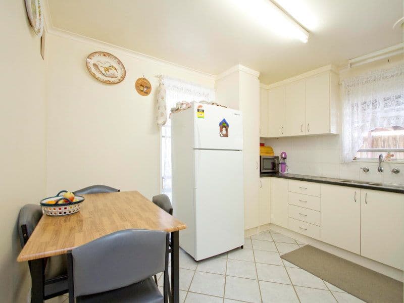 15 Whitewood Street, FRANKSTON NORTH VIC 3200, Frankston North - Thumbnail 4
