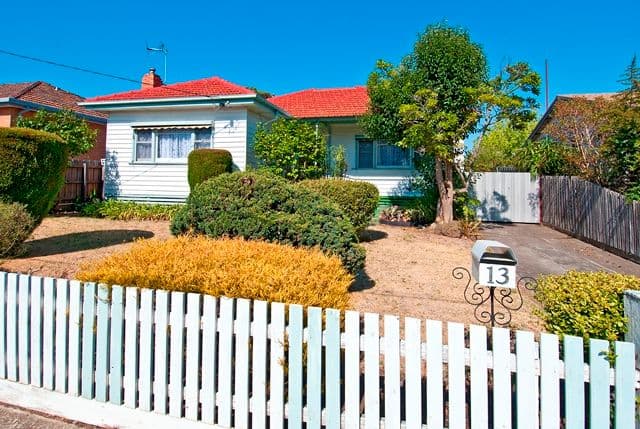 13 Erskine Avenue, RESERVOIR VIC 3073, Reservoir - Thumbnail 6