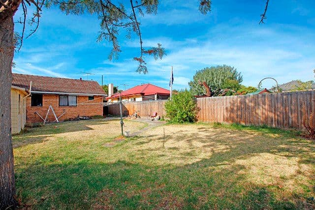 3 Keilor Avenue, RESERVOIR VIC 3073, Reservoir - Thumbnail 3