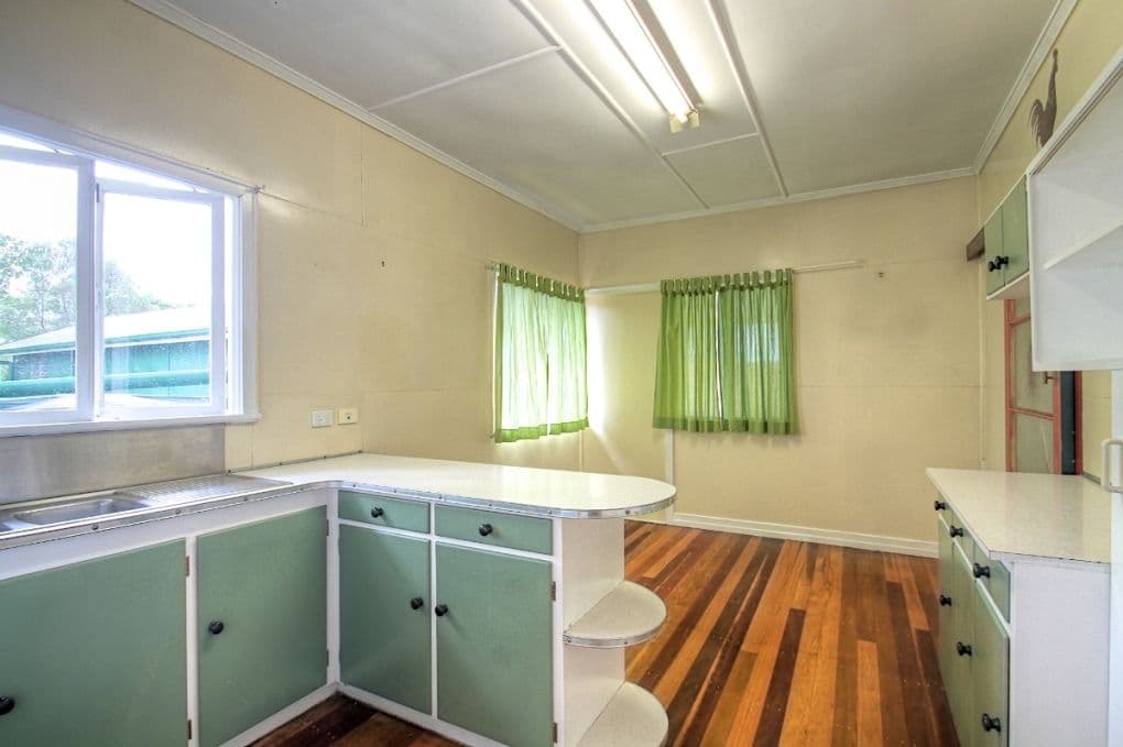 11 Cairns Road, EBBW VALE QLD 4304, Ebbw Vale - Thumbnail 6