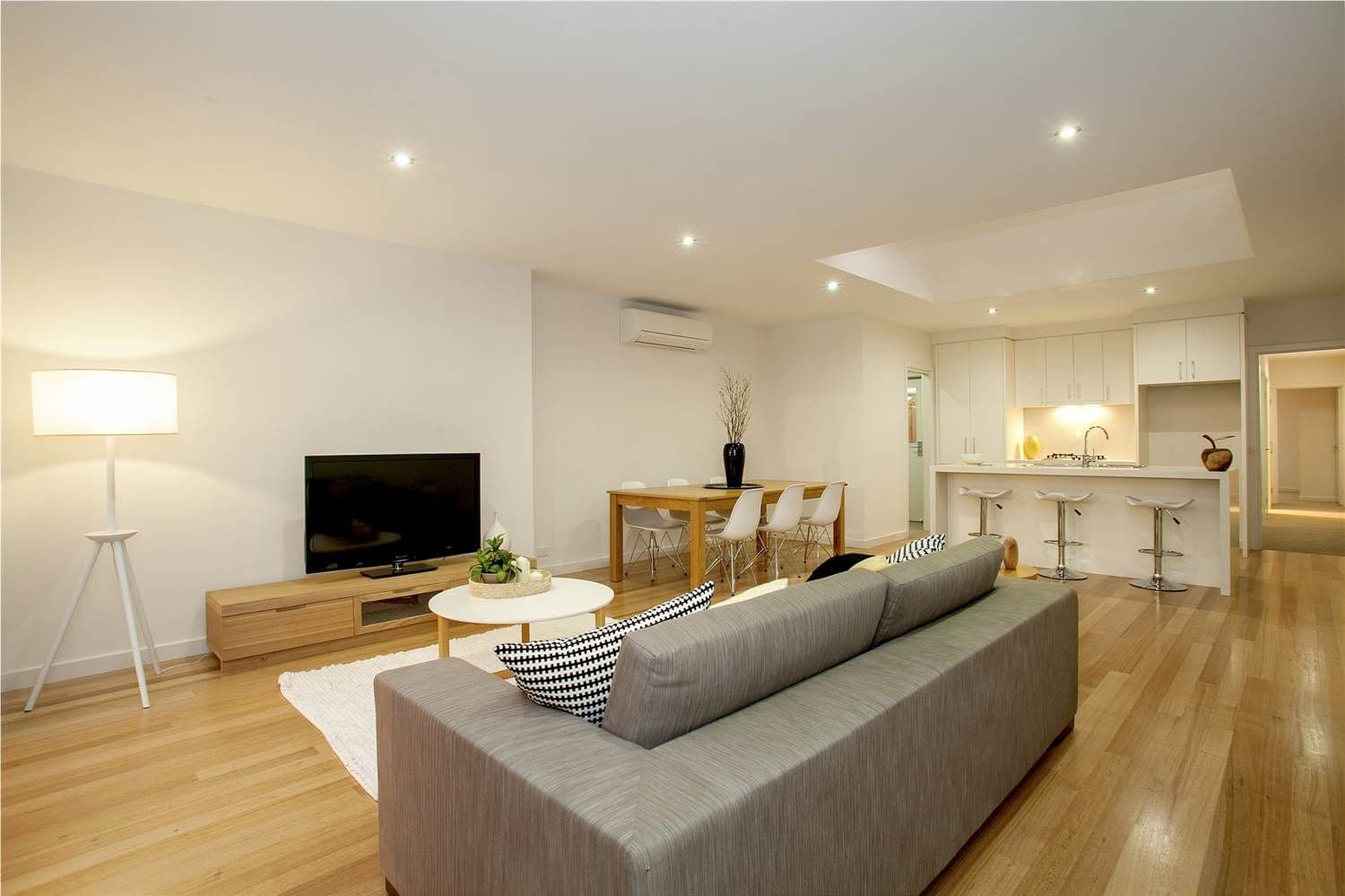5B College Court, NEWTOWN VIC 3220, Newtown - Thumbnail 3