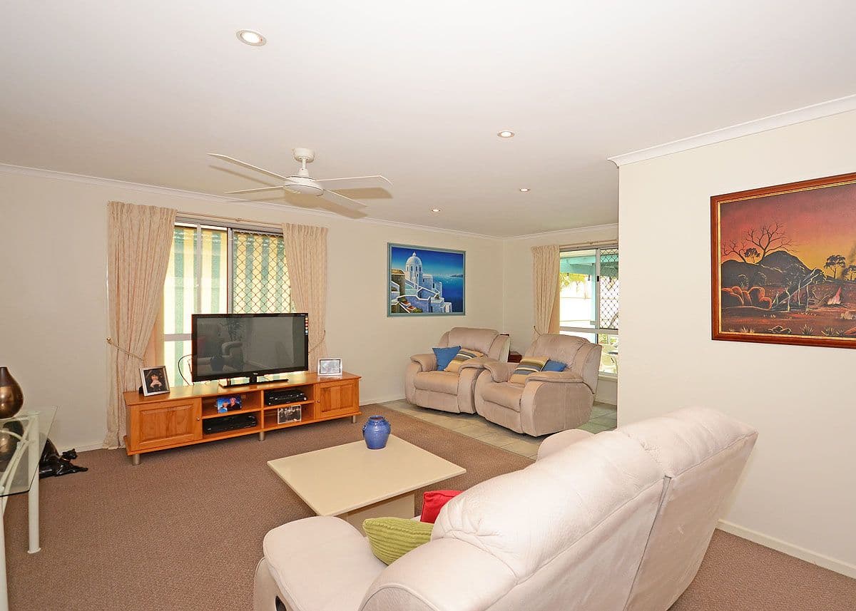 6 Bergin Court, TORQUAY QLD 4655, Torquay - Thumbnail 3