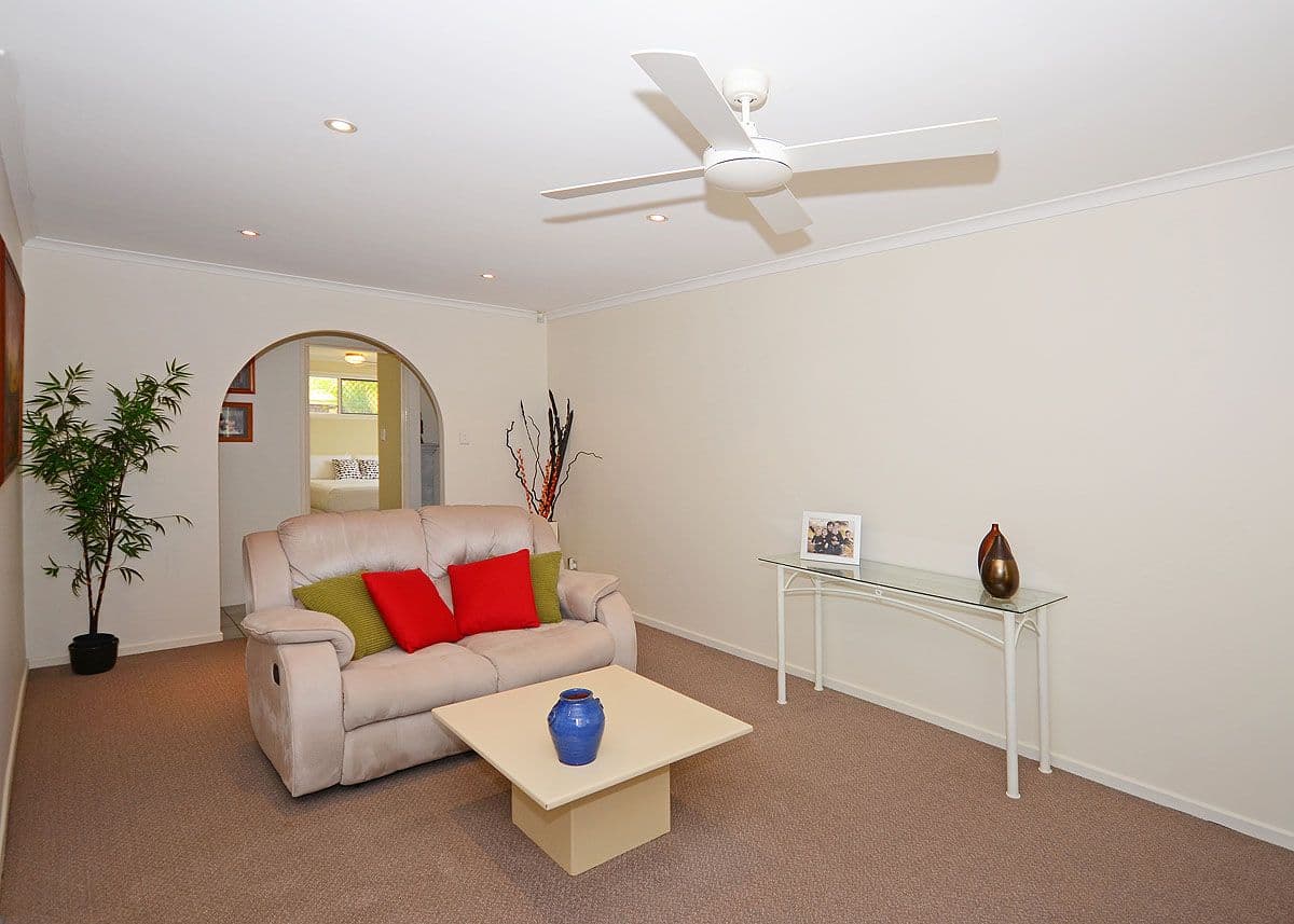 6 Bergin Court, TORQUAY QLD 4655, Torquay - Thumbnail 4