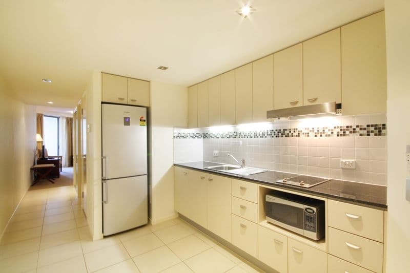 Unit 605 'Ocean Views Resort' 115 Bulcock Street, CALOUNDRA QLD 4551, Caloundra - Thumbnail 4