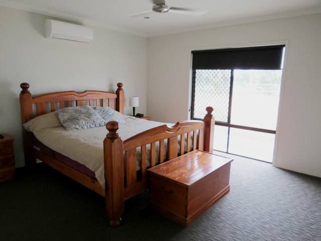 EMERALD QLD 4720, Emerald - Thumbnail 5