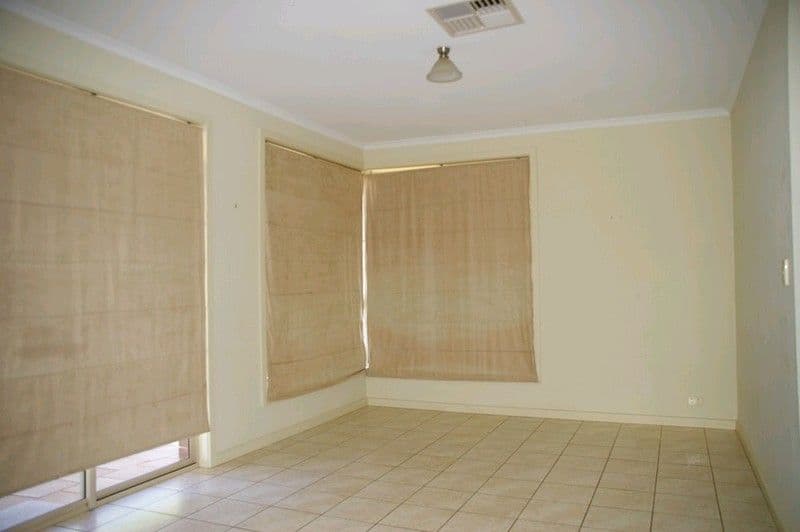 10 Tapio Street, RENMARK SA 5341, Renmark - Thumbnail 8
