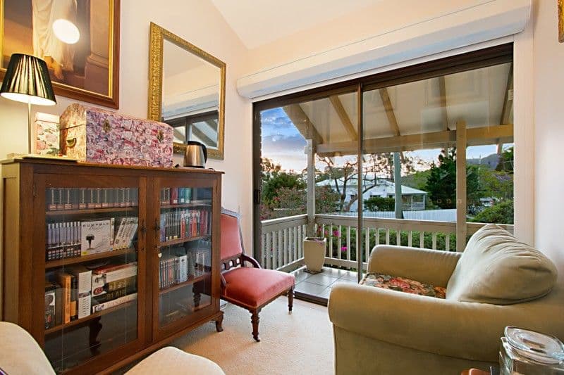 83 Hillsdon Road, TARINGA QLD 4068, Taringa - Thumbnail 6