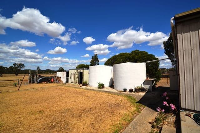 570 Northwood Road, SEYMOUR VIC 3660, Seymour - Thumbnail 6