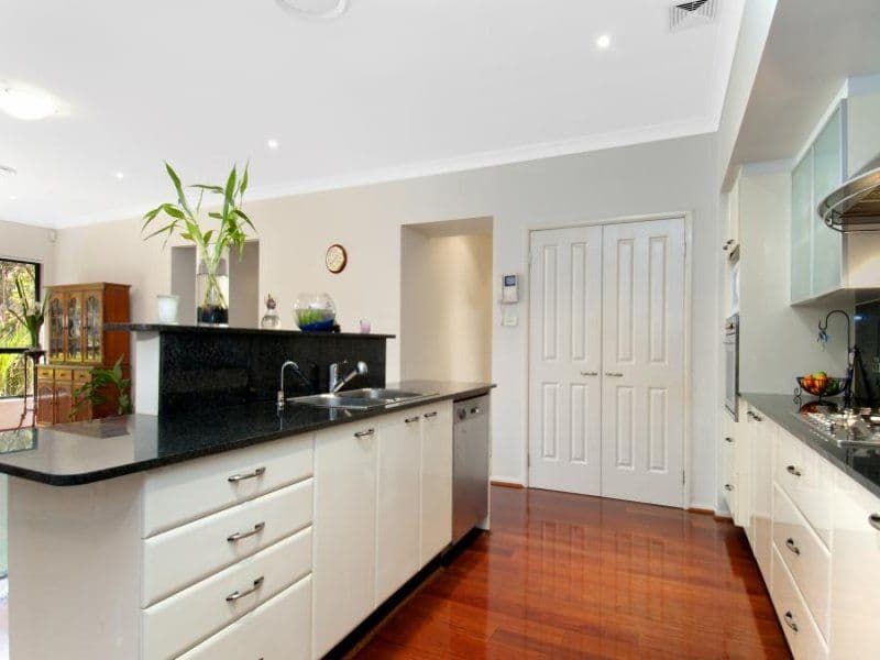 59 Softwood Avenue, BEAUMONT HILLS NSW 2155, Beaumont Hills - Thumbnail 2
