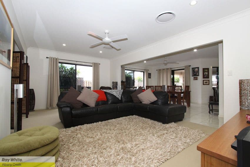 9 Bend Court, EATONS HILL QLD 4037, Eatons Hill - Thumbnail 3