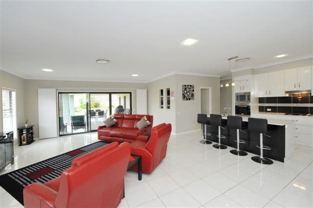 23 Saba Court, MIDDLE RIDGE QLD 4350, Middle Ridge - Thumbnail 4