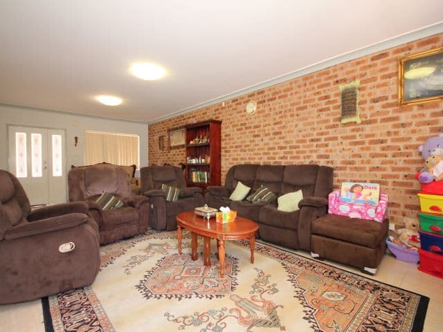 91 Cardigan Road, GREENACRE NSW 2190, Greenacre - Thumbnail 2