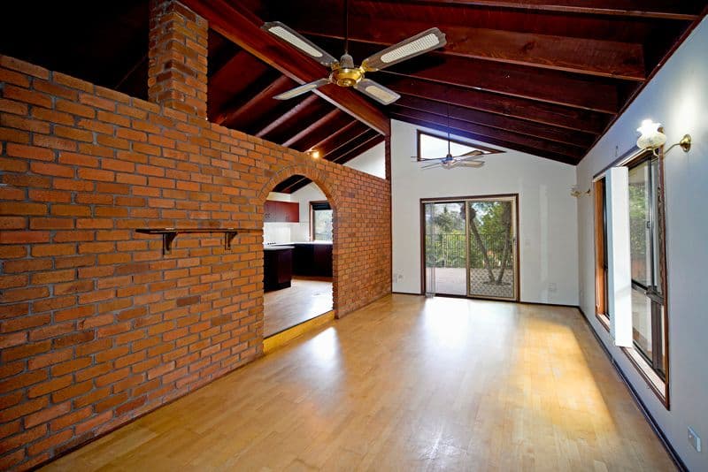 13 Surrey Court, HELENSVALE QLD 4212, Helensvale - Thumbnail 2