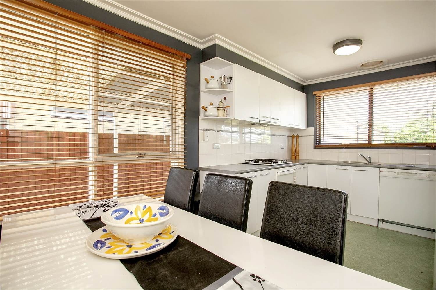 21 Pinder Court, ST ALBANS PARK VIC 3219, St Albans Park - Thumbnail 3