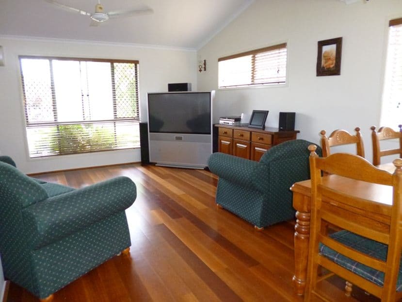 41 Grevillea Drive, GLENELLA QLD 4740, Glenella - Thumbnail 3