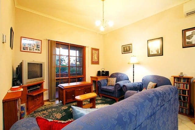 10 McNamara Street, PRESTON VIC 3072, Preston - Thumbnail 3