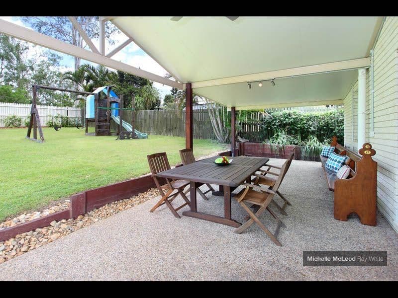 68 Kintyre Street, BROOKFIELD QLD 4069, Brookfield - Thumbnail 2
