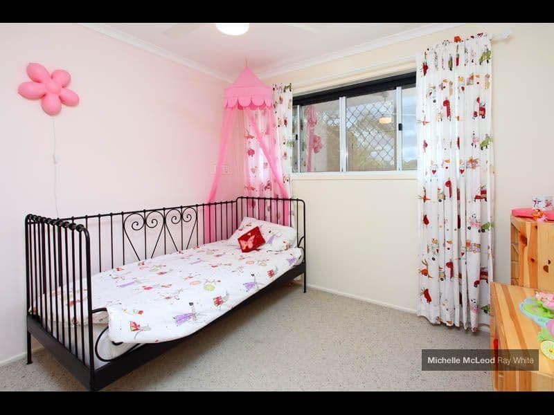 68 Kintyre Street, BROOKFIELD QLD 4069, Brookfield - Thumbnail 8