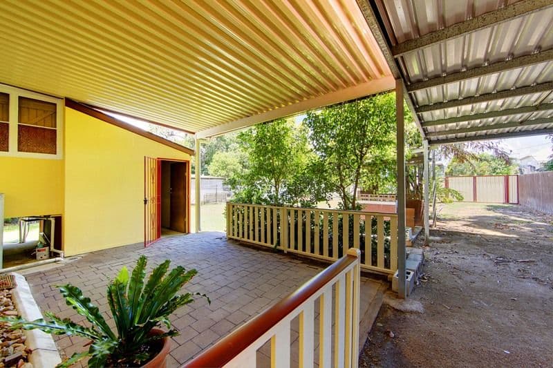 15 Queens Road, RAILWAY ESTATE QLD 4810, Railway Estate - Thumbnail 2