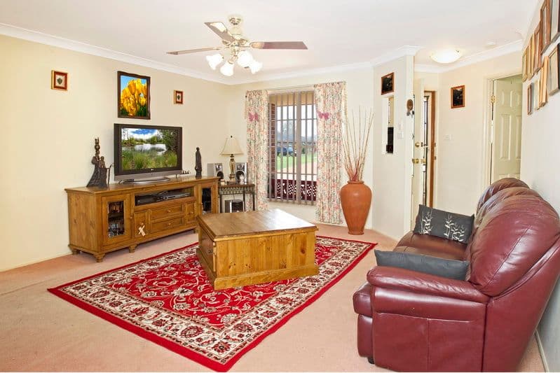 15 Sophia Road, WORRIGEE NSW 2540, Worrigee - Thumbnail 2