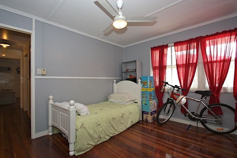 14 Ivor Street, LEICHHARDT QLD 4305, Leichhardt - Thumbnail 4
