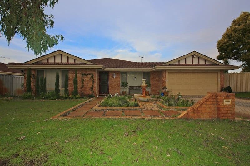 70 Bottlebrush Drive, KIARA WA 6054, Kiara - Thumbnail 4
