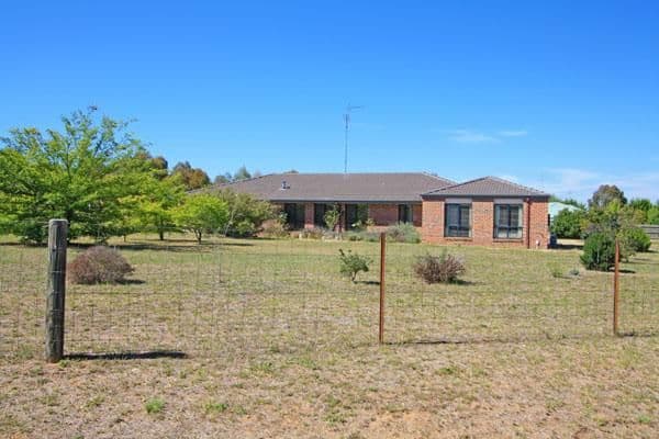 6 John Dwyer Crescent, BUNGENDORE NSW 2621, Bungendore - Image 1