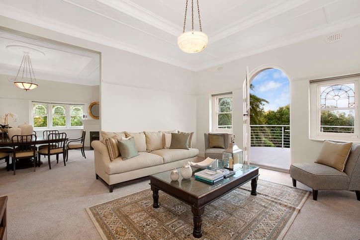 4 Summit Drive, EAGLEMONT VIC 3084, Eaglemont - Thumbnail 2