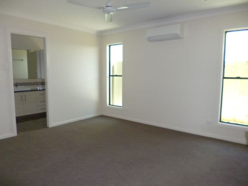 91 Oldmill Drive, BEACONSFIELD QLD 4740, Beaconsfield - Thumbnail 7