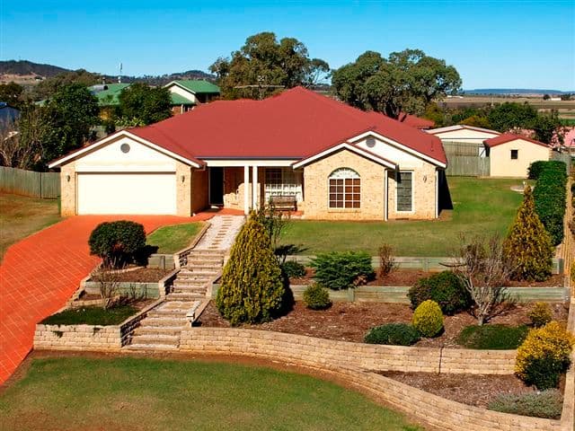 11 Jacob Court, WESTBROOK QLD 4350, Westbrook - Image 1