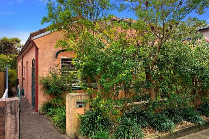 7 Oakley Road, NORTH BONDI NSW 2026, North Bondi - Image 1