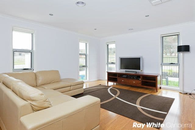 16 Plimsoll Drive, CASEY ACT 2913, Casey - Thumbnail 2