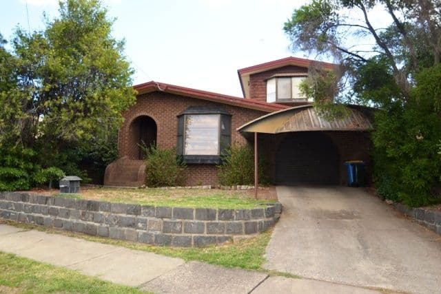 5 Hanley Crescent, SEYMOUR VIC 3660, Seymour - Image 1