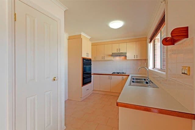 29 Davidson Street, RESERVOIR VIC 3073, Reservoir - Thumbnail 4