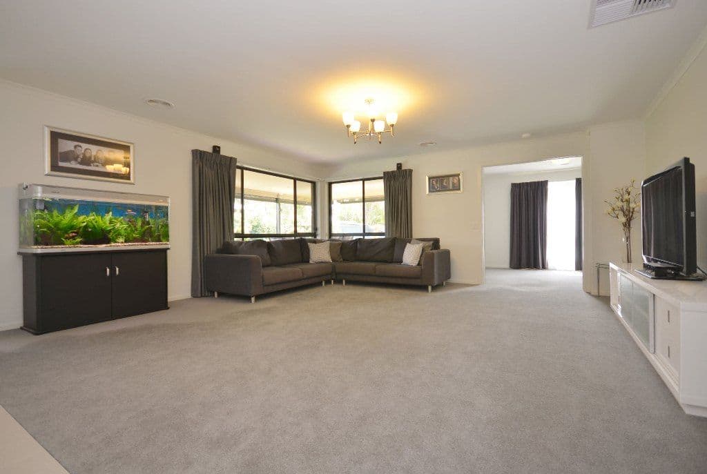 3 Montadale Court, ALFREDTON VIC 3350, Alfredton - Thumbnail 6