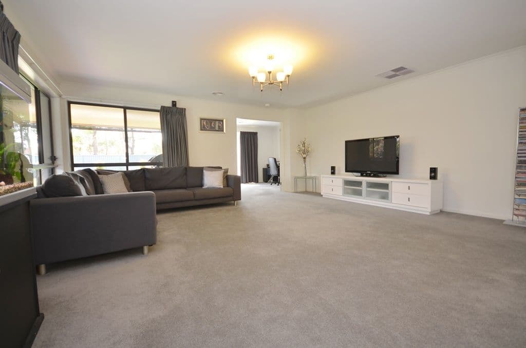 3 Montadale Court, ALFREDTON VIC 3350, Alfredton - Thumbnail 7
