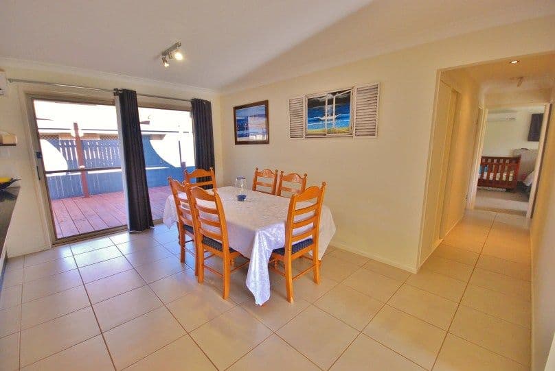31 Smerdon Way, GLASS HOUSE MOUNTAINS QLD 4518, Glass House Mountains - Thumbnail 4