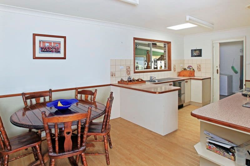 9 Rannoch Drive, WEST NOWRA NSW 2541, West Nowra - Thumbnail 6