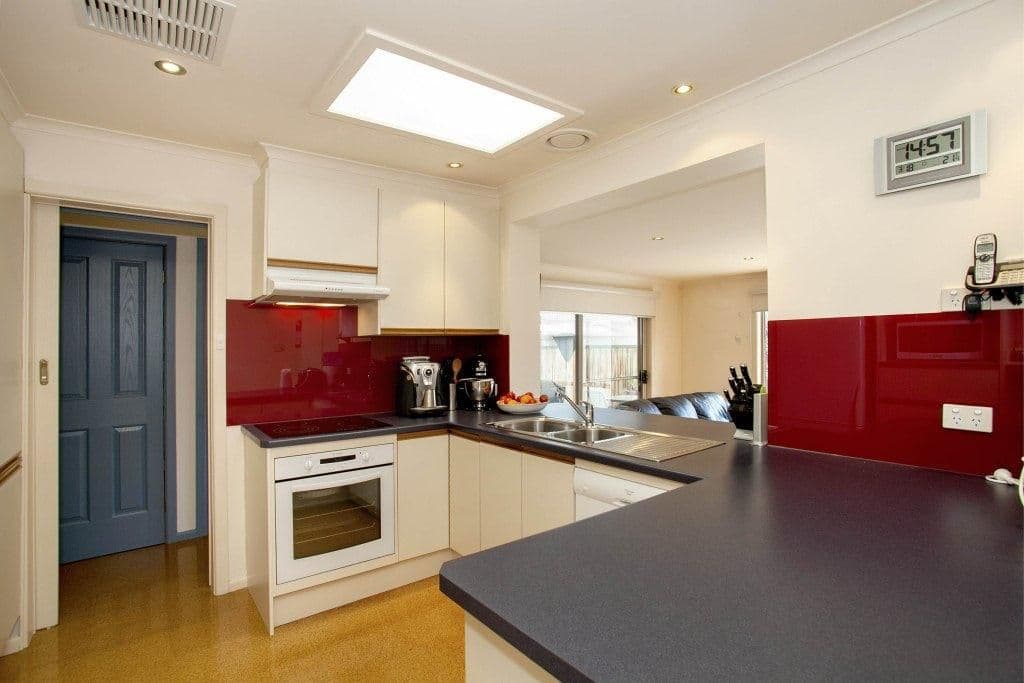 13 Atami Crescent, CORIO VIC 3214, Corio - Thumbnail 2